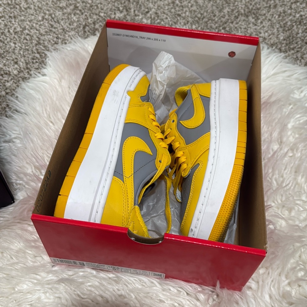Women’s Jordan 1 elevate low